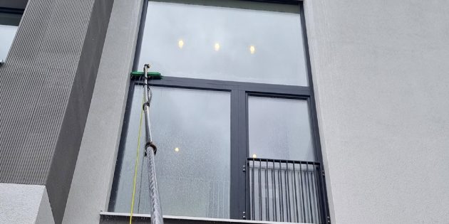 Professionelle Fensterreinigung in Berlin: Wann lohnt sie sich?