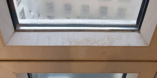 Schmutzige Fensterrahmen reinigen - darauf sollten Sie achten